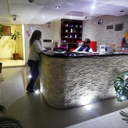 Hostal El Roble 基多 外观 照片