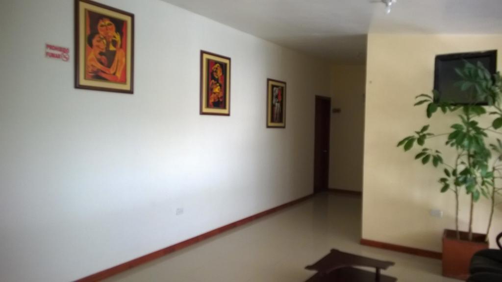 Hostal El Roble 基多 外观 照片