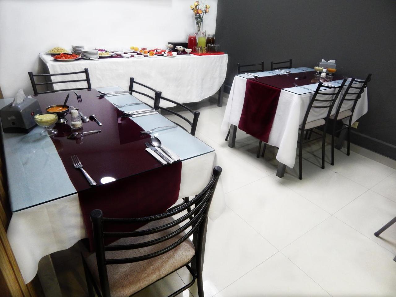 Hostal El Roble 基多 外观 照片