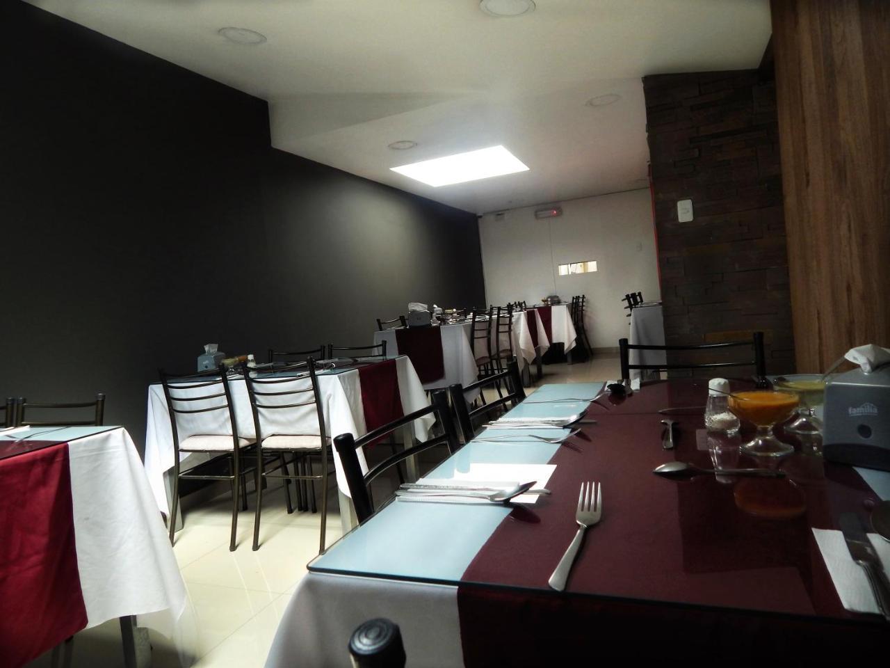 Hostal El Roble 基多 外观 照片
