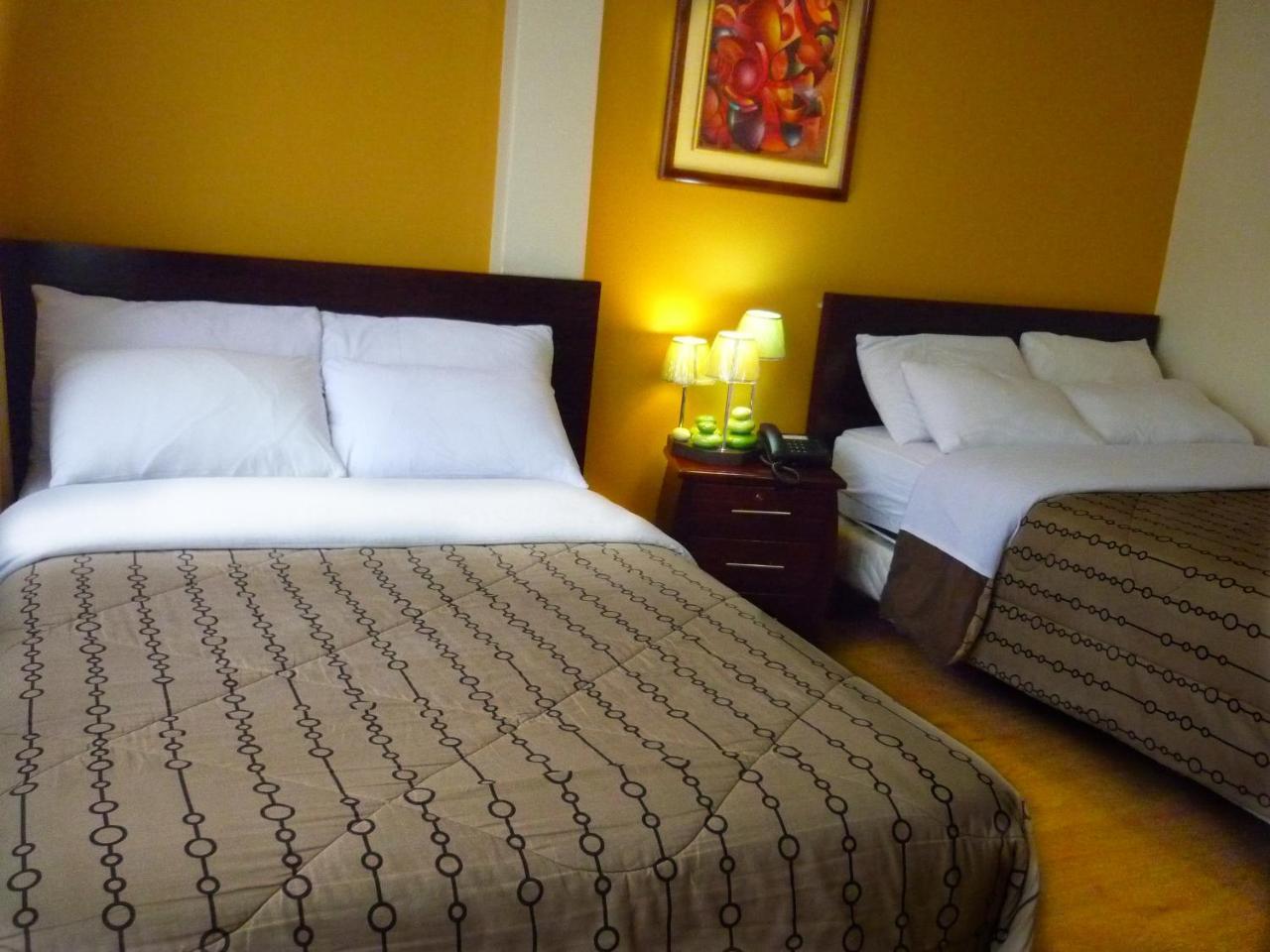 Hostal El Roble 基多 外观 照片