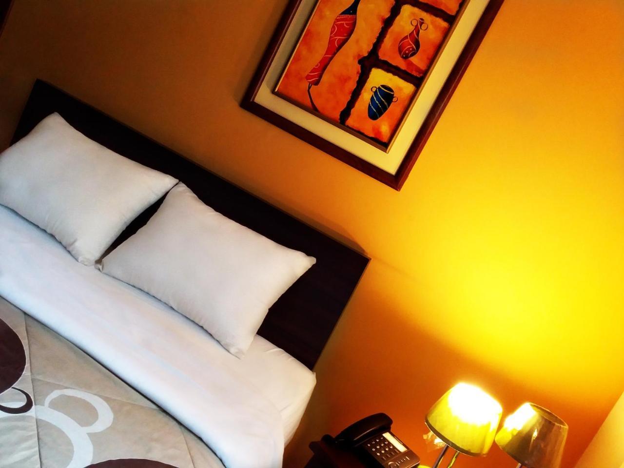 Hostal El Roble 基多 外观 照片