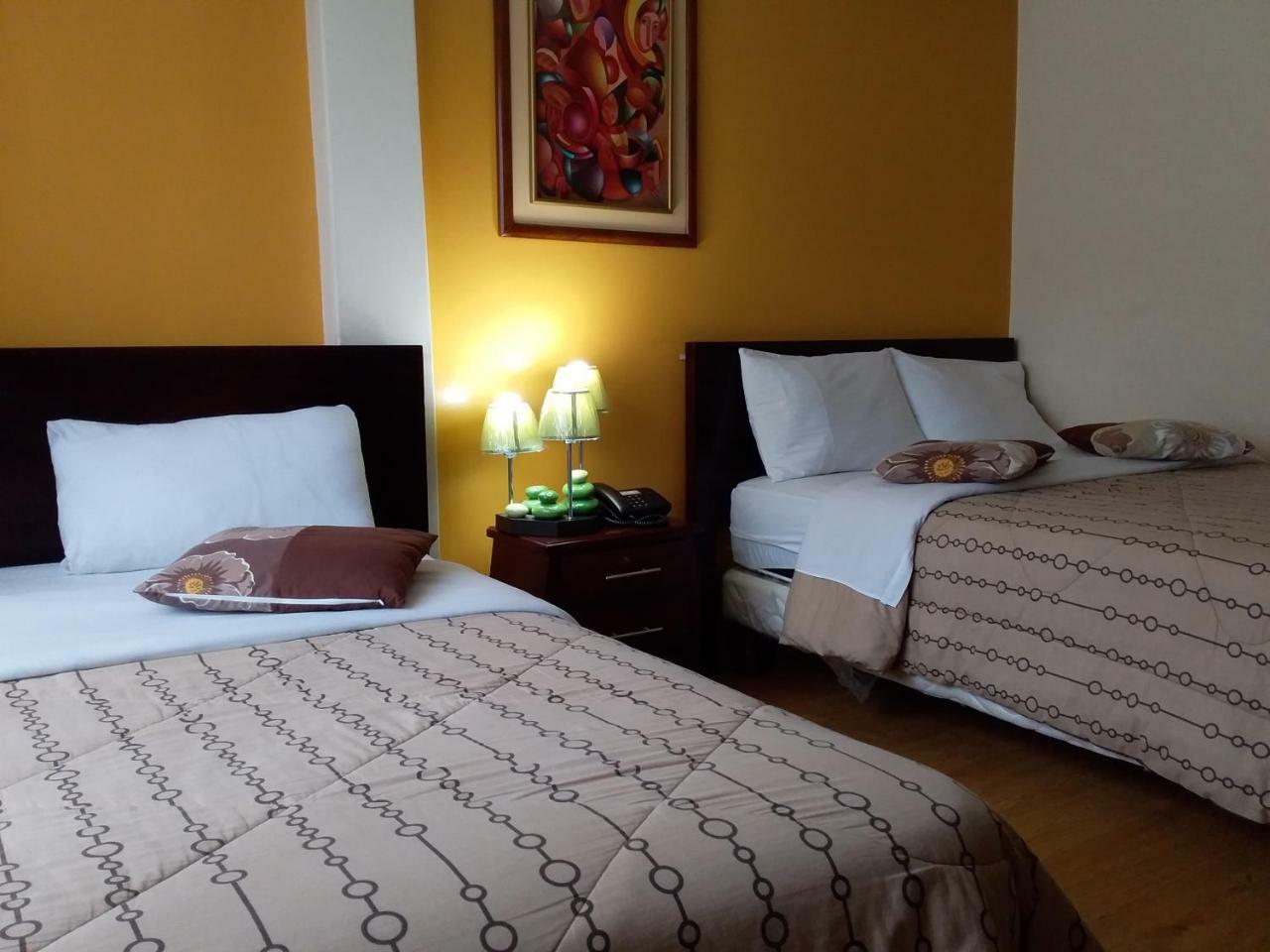 Hostal El Roble 基多 外观 照片